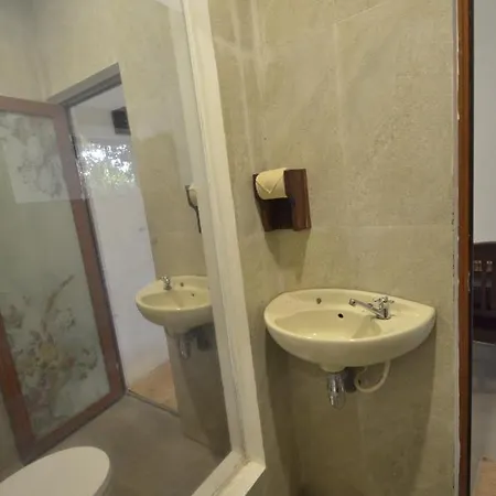 Ohmmstay - Rumah Pendopo Tanjungtirto Exterior photo