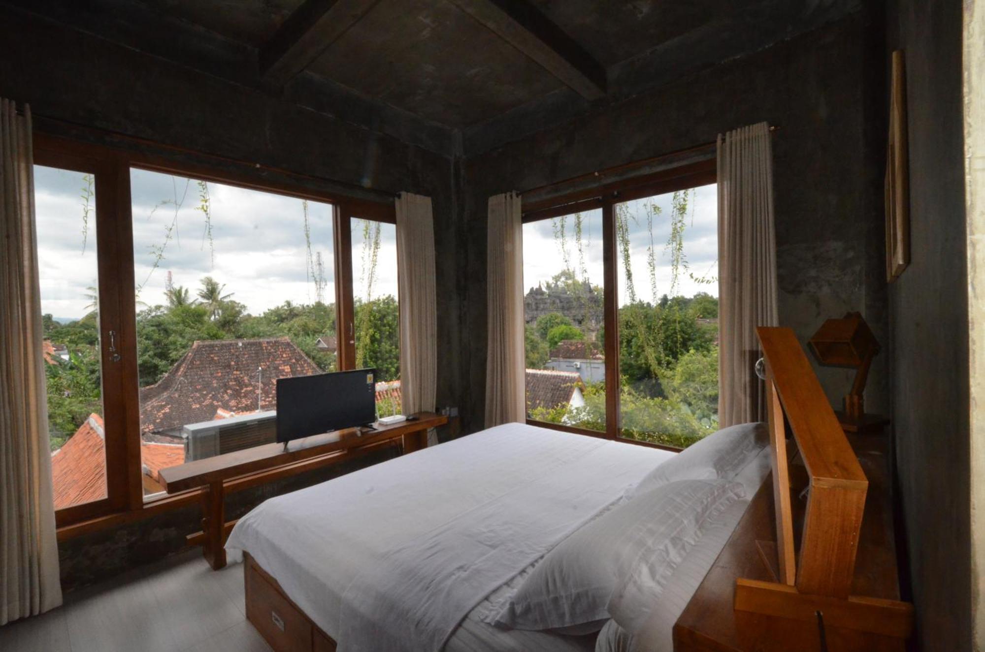 Ohmmstay - Rumah Pendopo Homestay