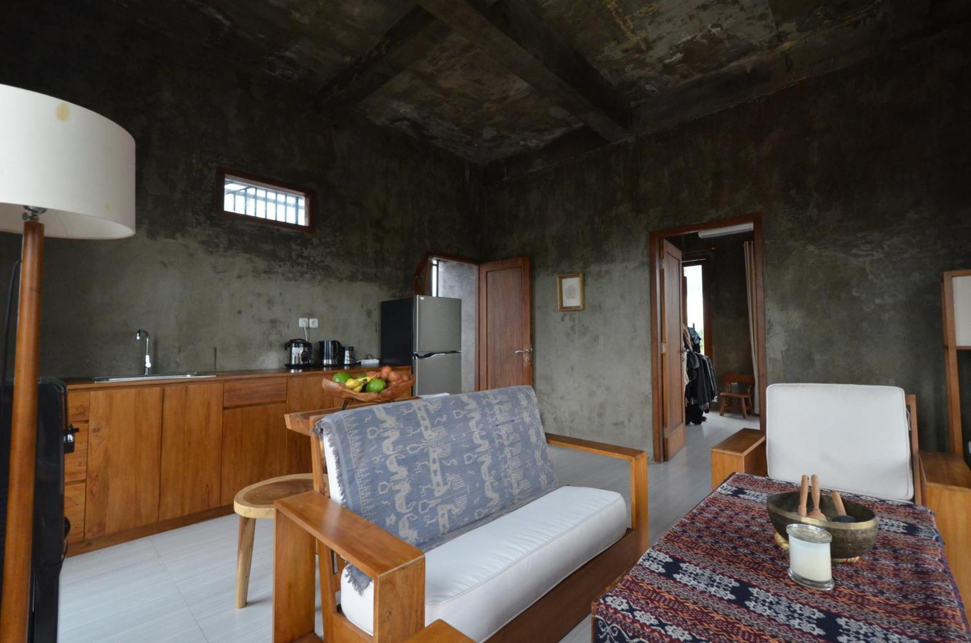 Ohmmstay - Rumah Pendopo Homestay *