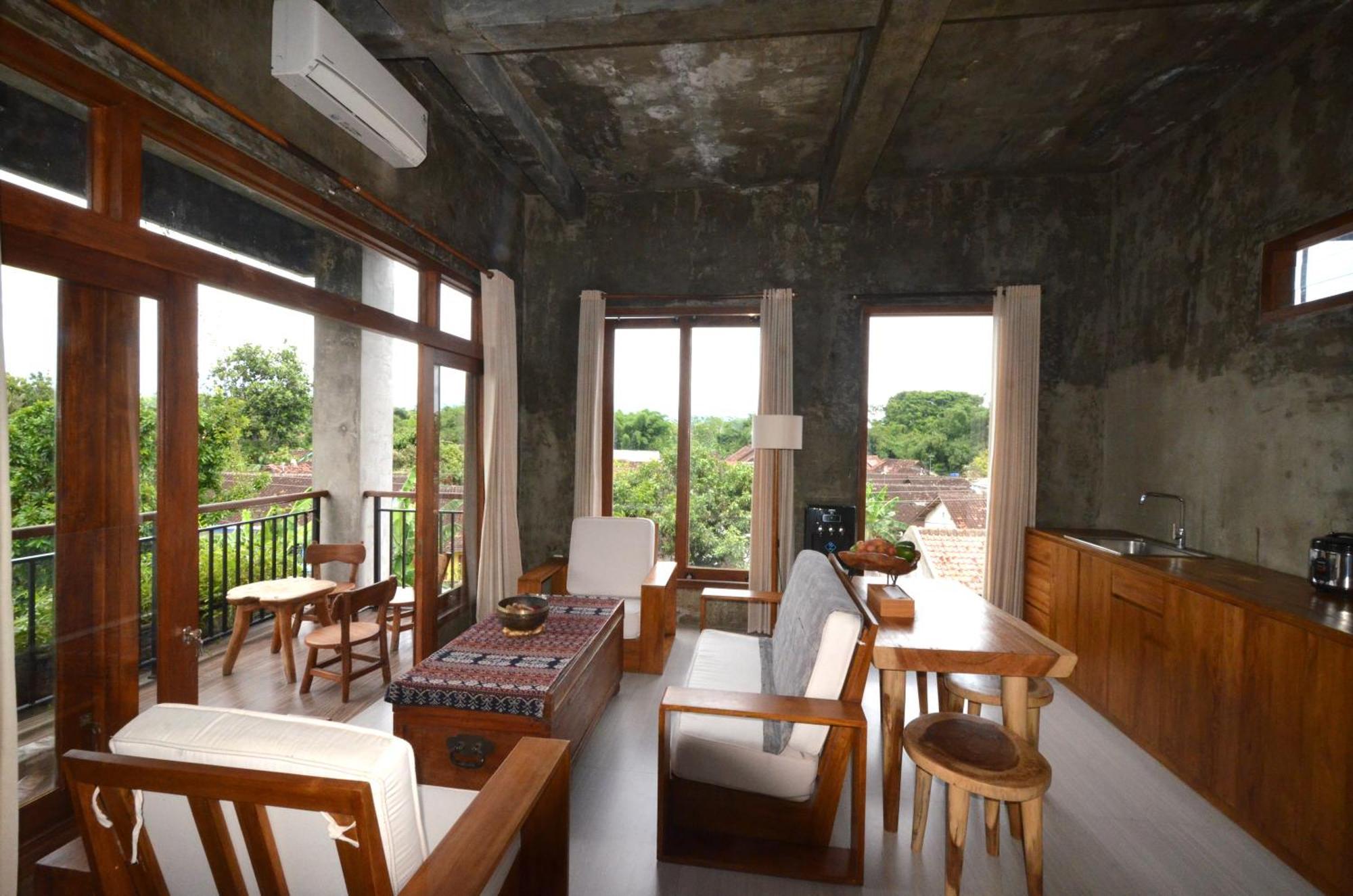Ohmmstay - Rumah Pendopo Homestay *