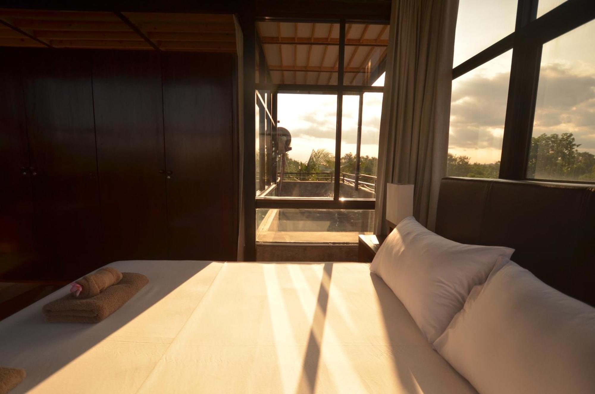 Homestay Ohmmstay - Rumah Pendopo
